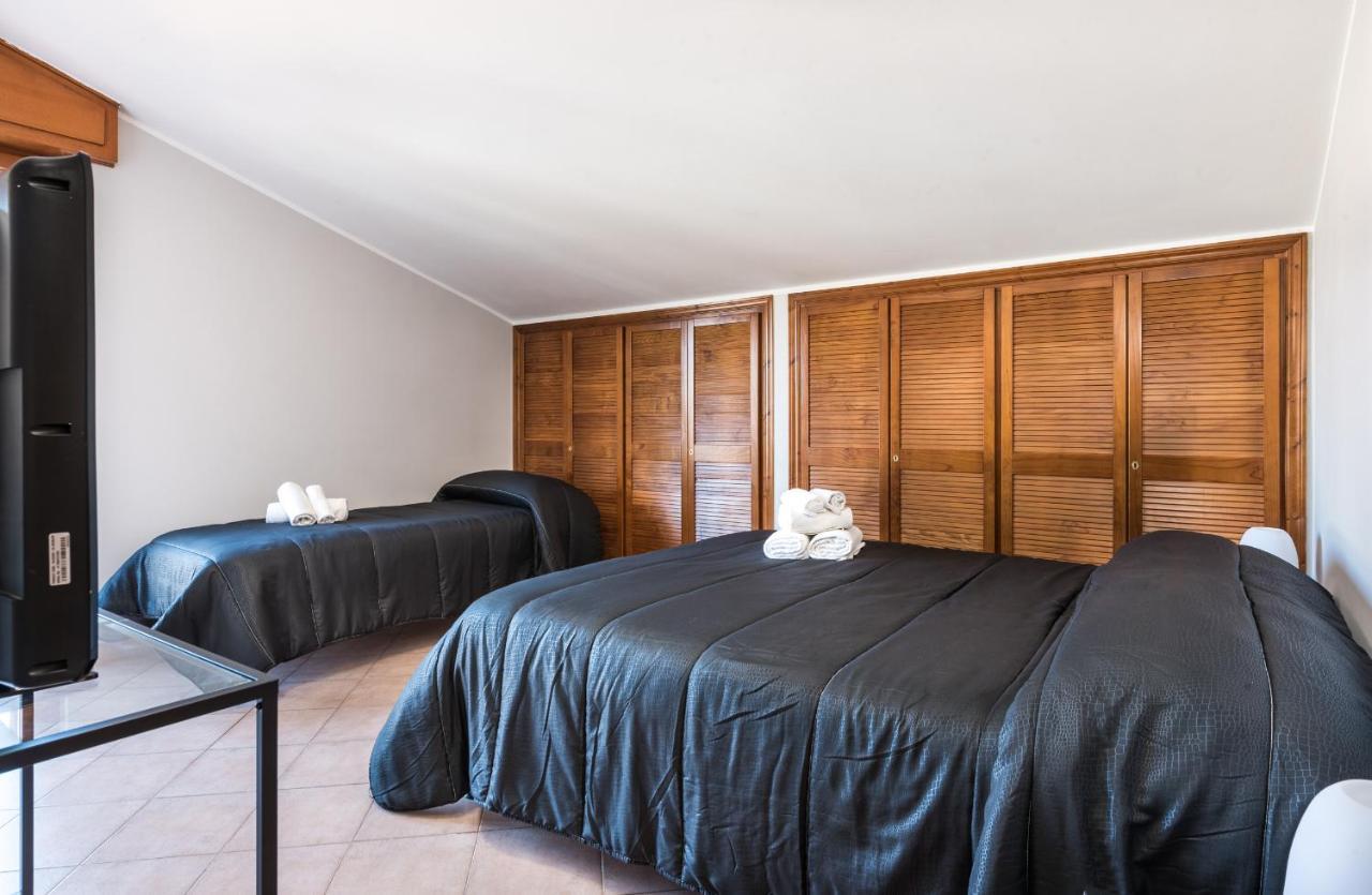 Travelershome Ciampino&Morena Guesthouse Roma Esterno foto