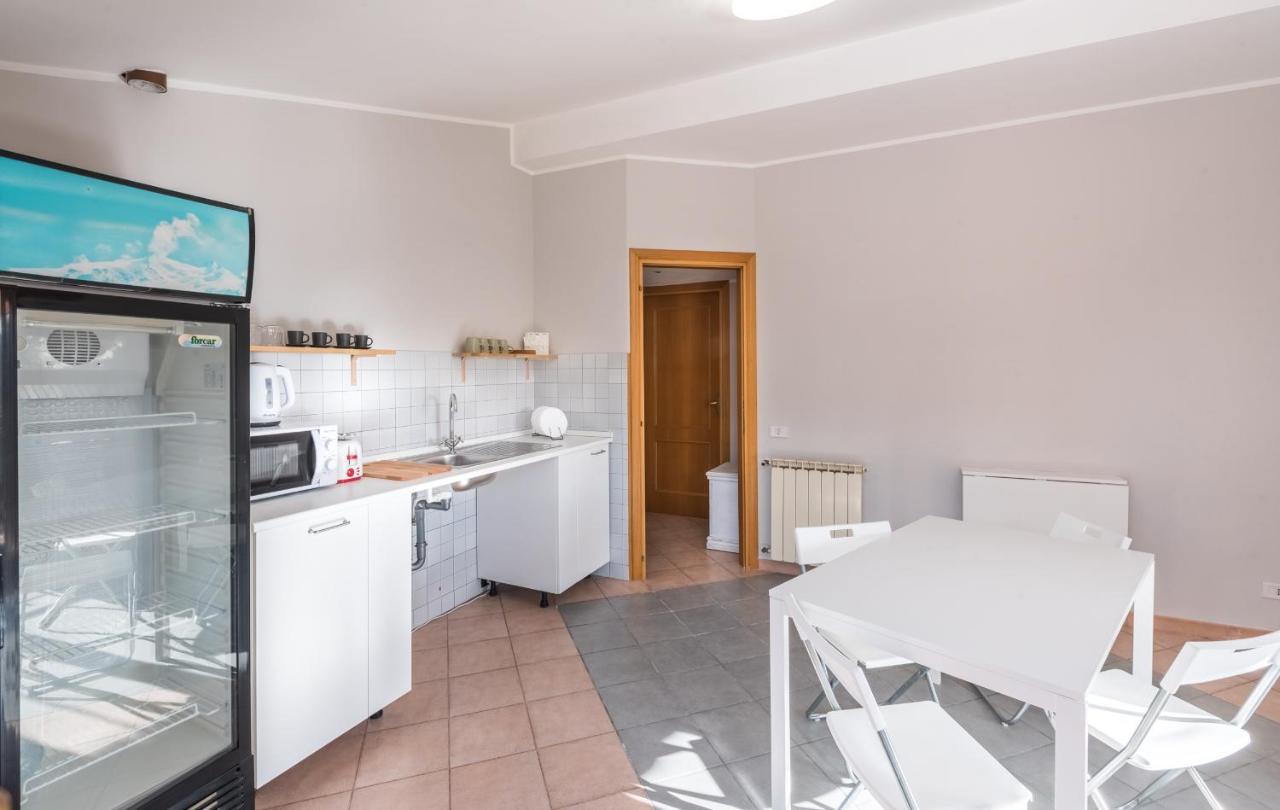 Travelershome Ciampino&Morena Guesthouse Roma Esterno foto
