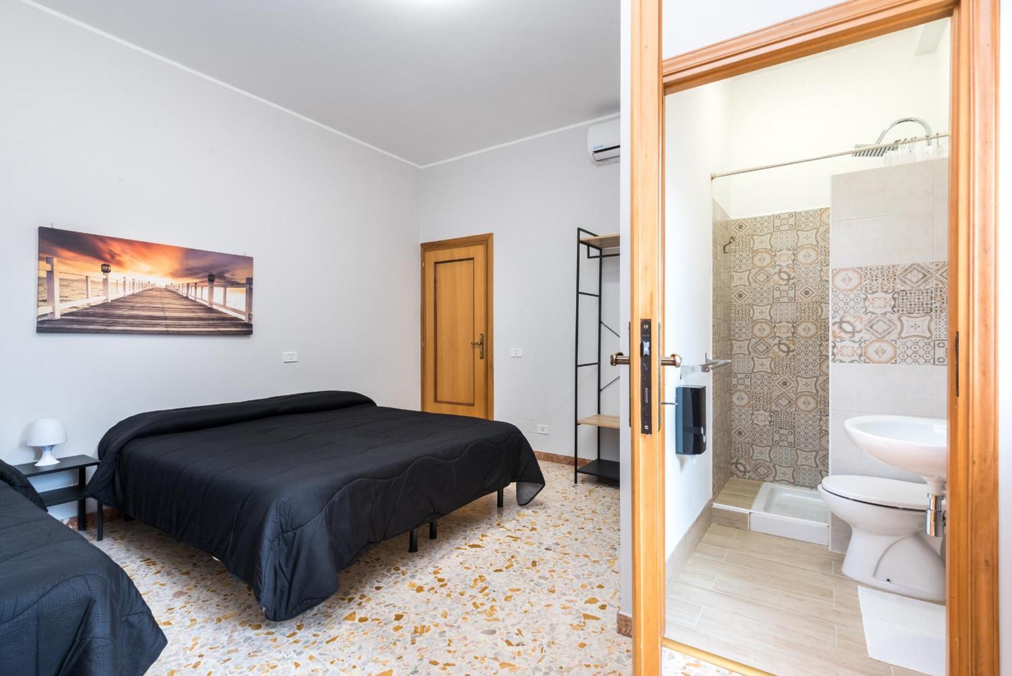 Travelershome Ciampino&Morena Guesthouse Roma Esterno foto