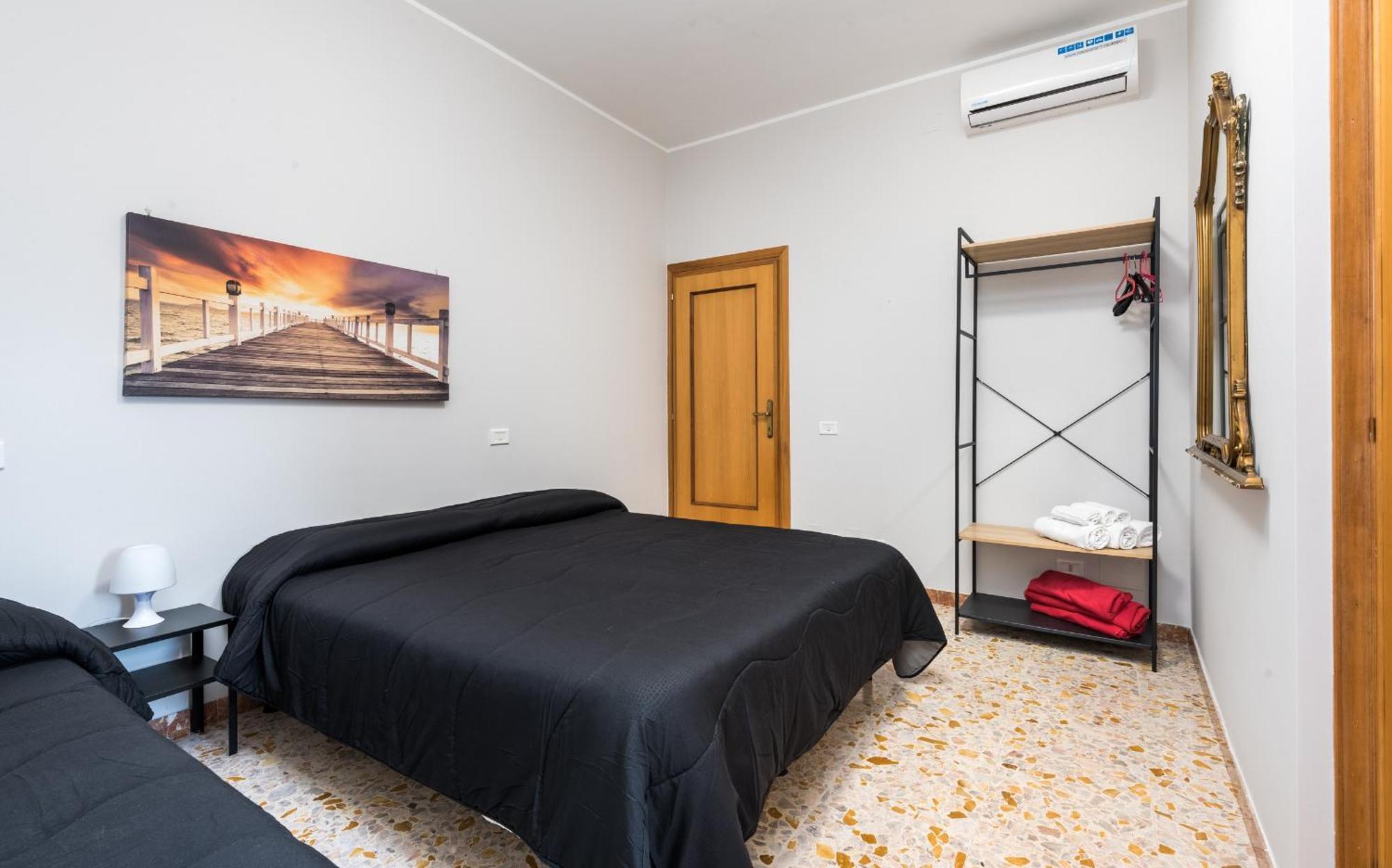 Travelershome Ciampino&Morena Guesthouse Roma Esterno foto
